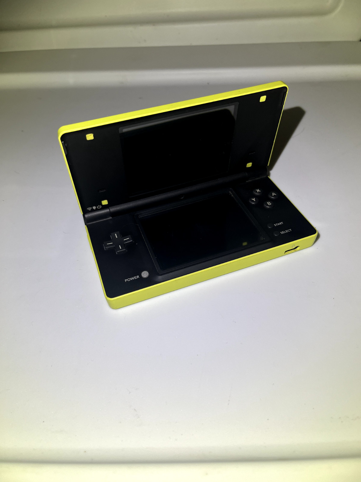 DSi unlocked