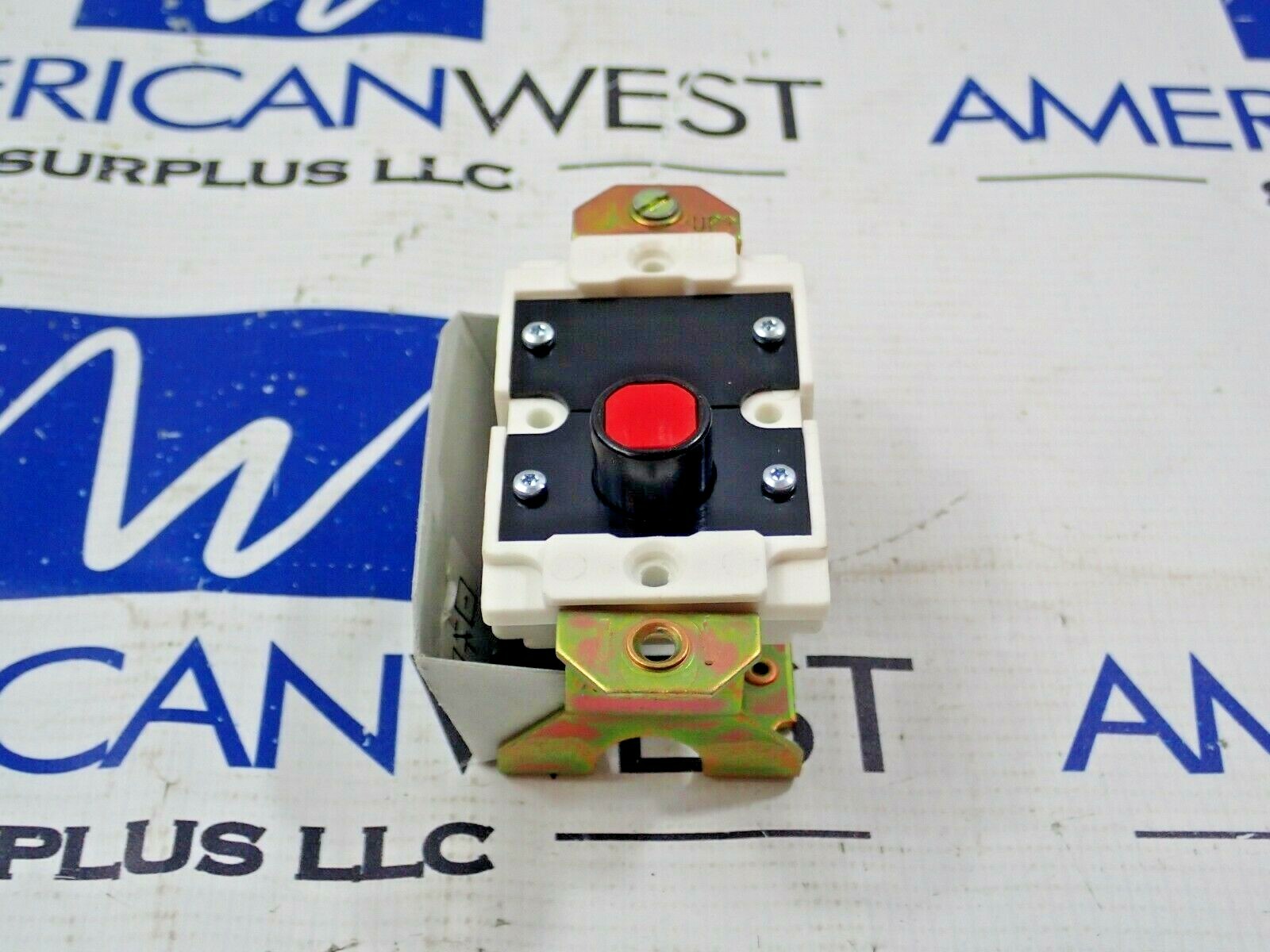 NEW Square D 9001BFB107 Control Station