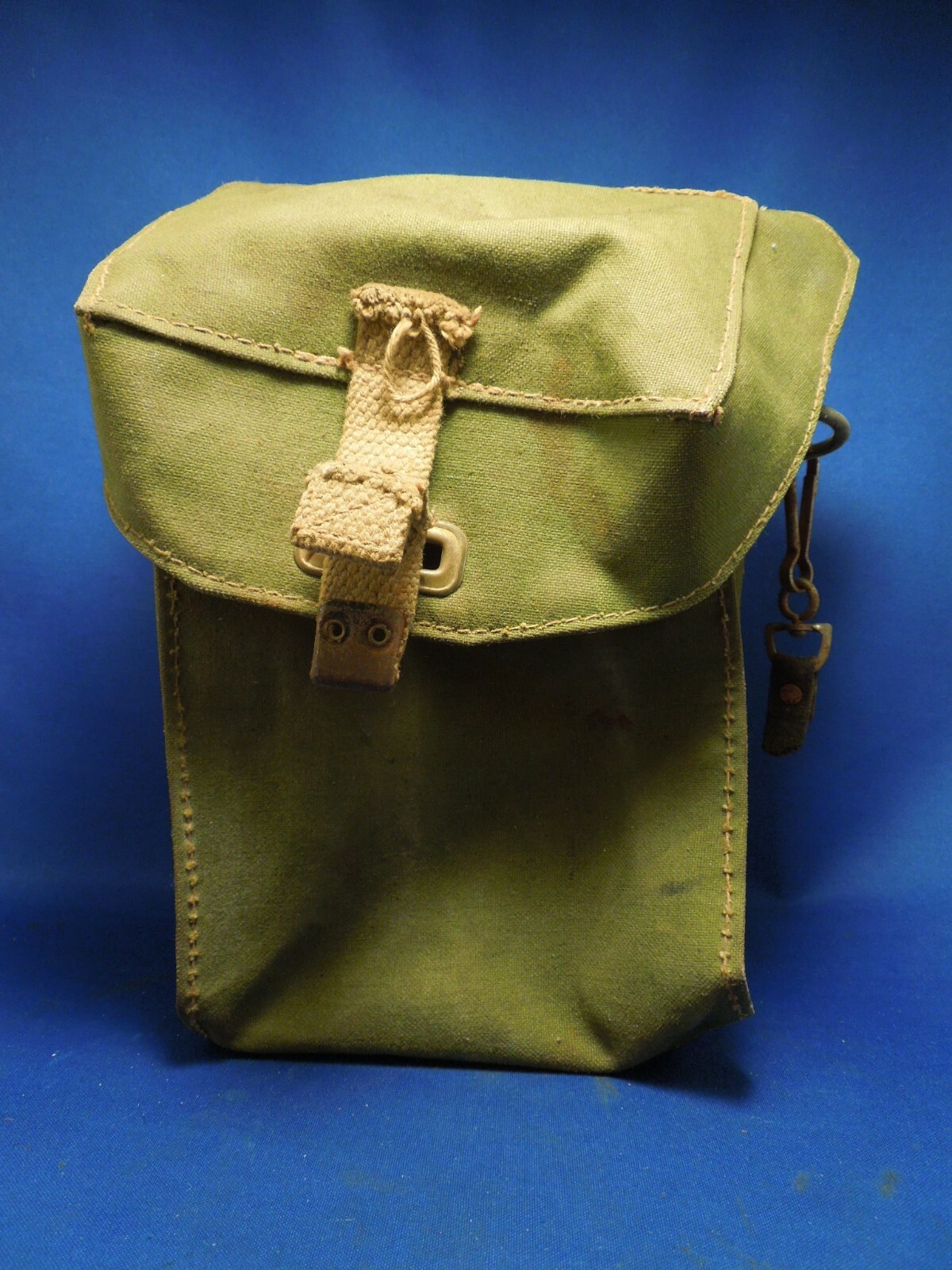 Vintage WWII British Mask Light II J.H. & Co Bag Case