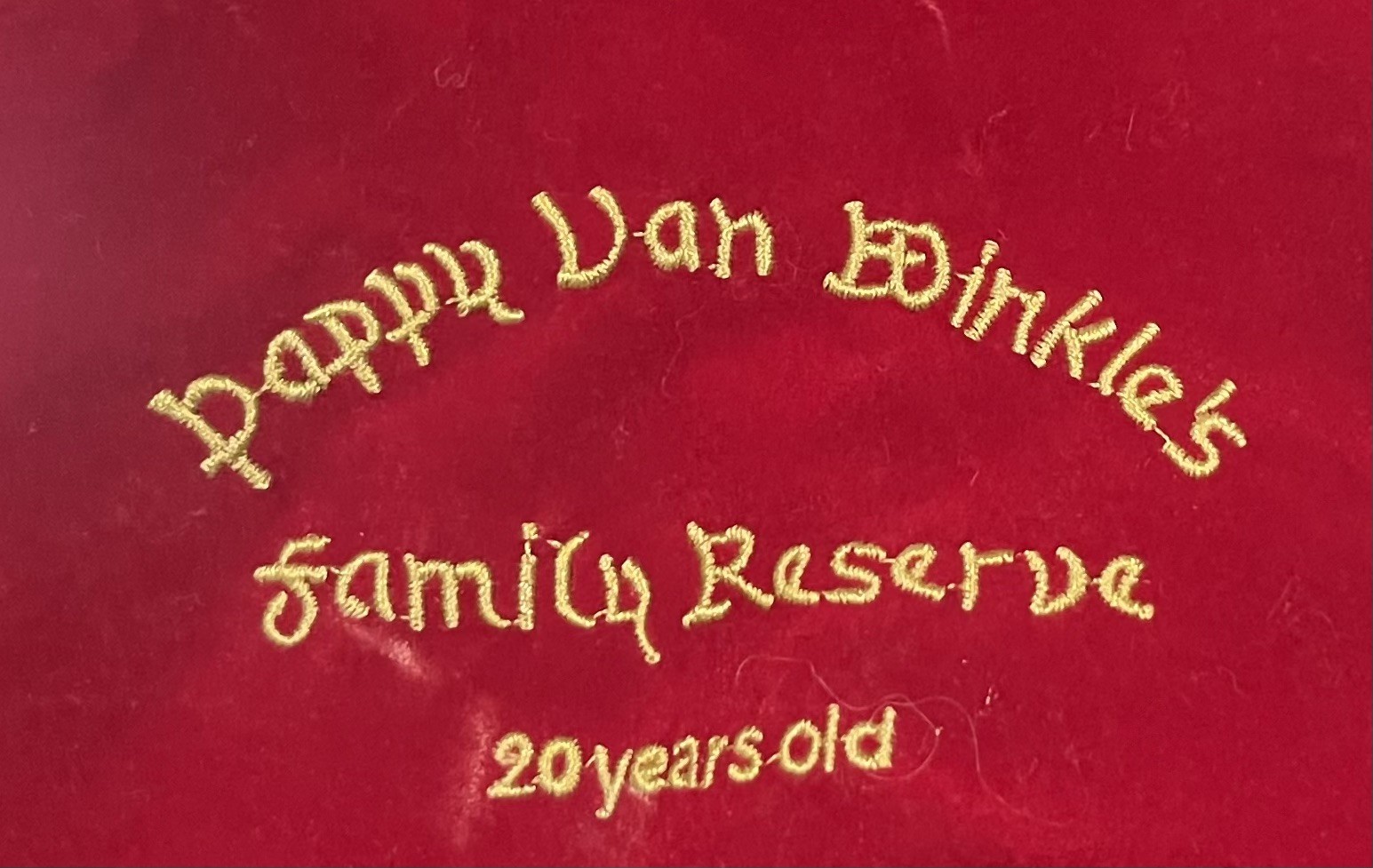 Pappy Van Winkle Family Reserve 20 Year red velvet bag