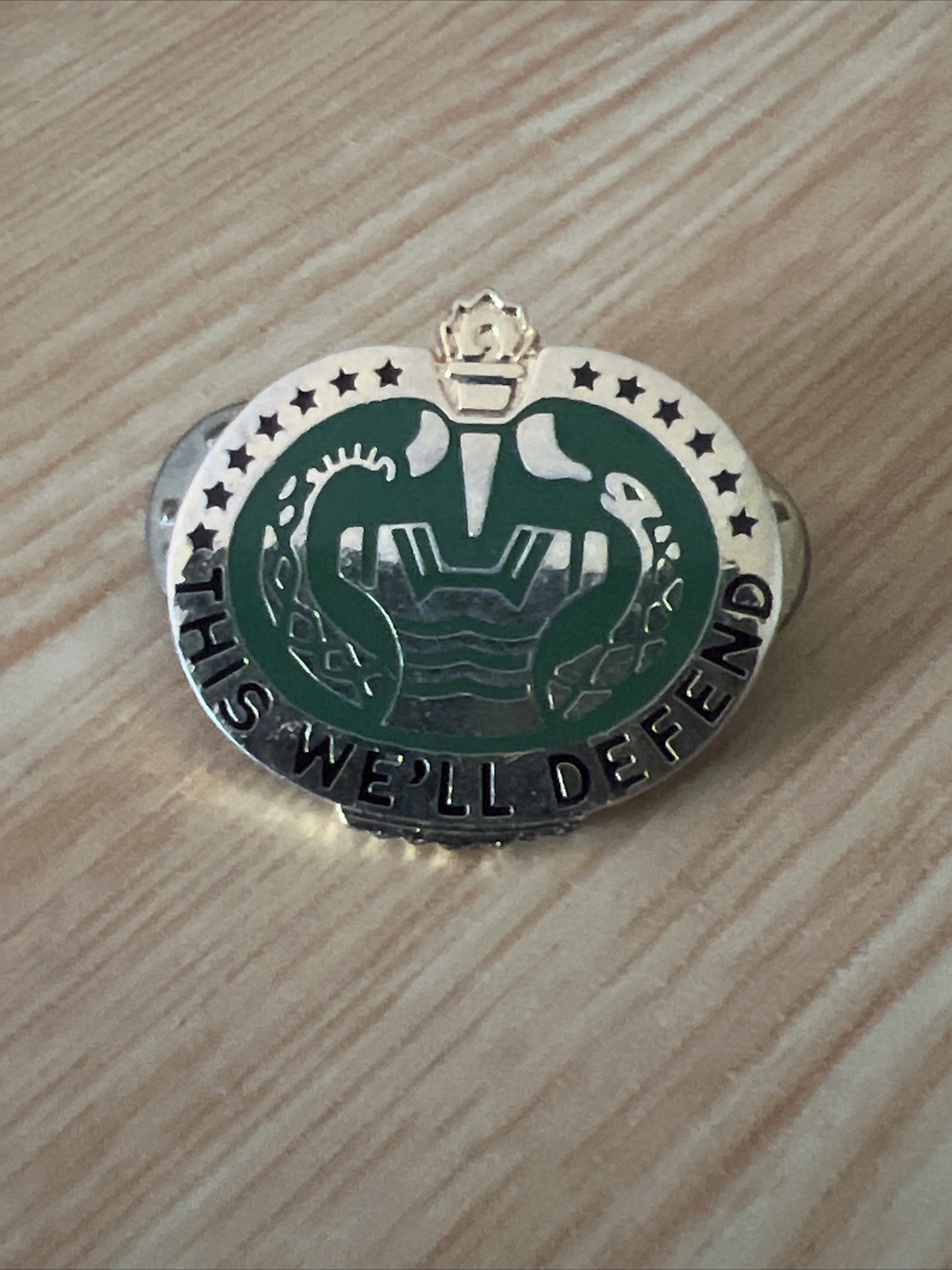 UNITED STATES ARMY TRAINER PERSONNEL UNIT CREST "This We'll Defend"