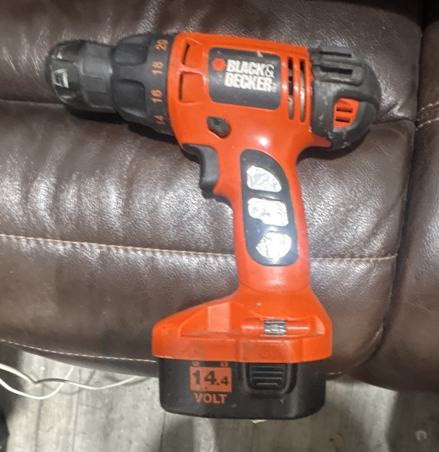 BLACK+DECKER PS140 14.4V Cordless Drill Keyless Chuck w/ NiCd Battery