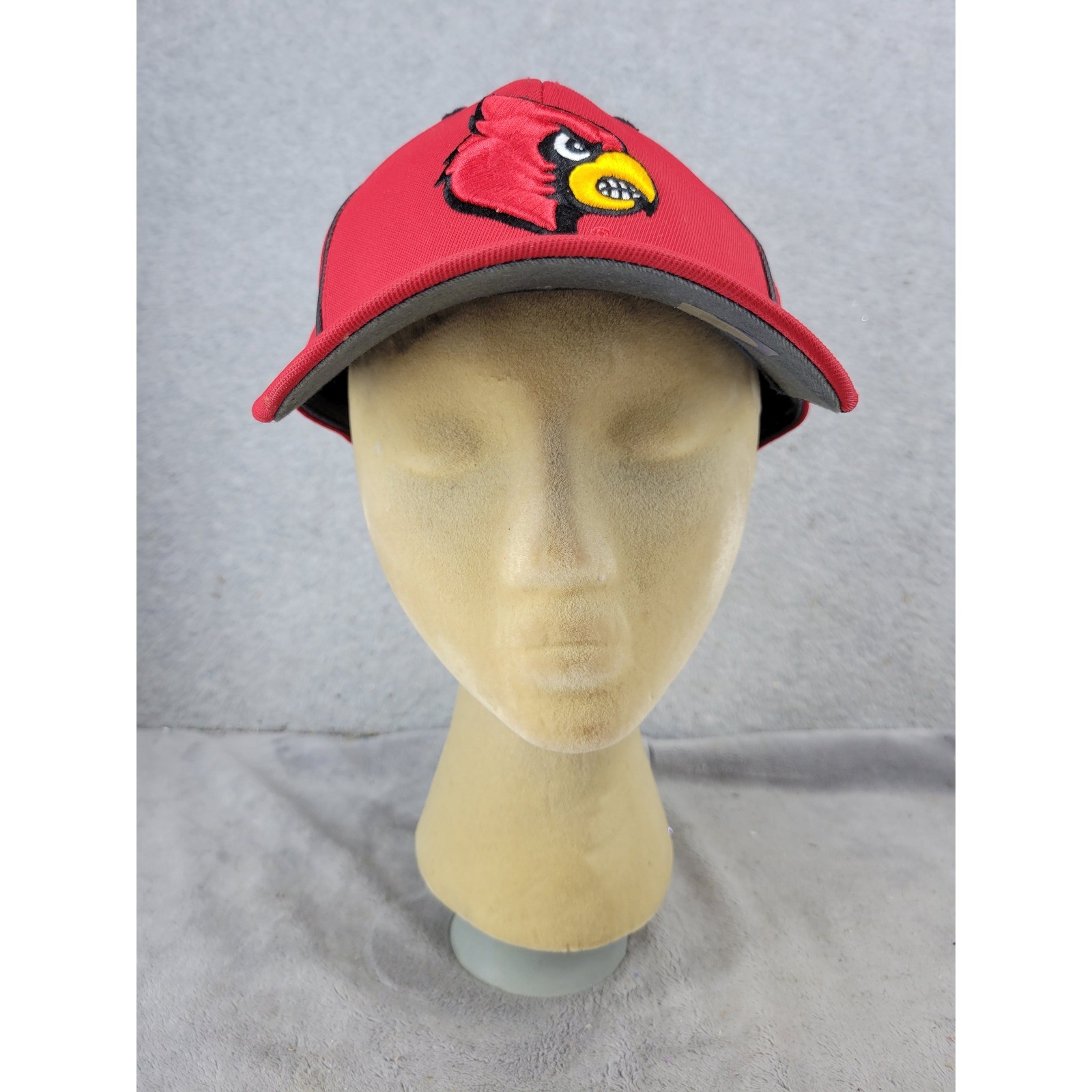 Louisville Cardinals Adidas Baseball Cap Red L XL Official Headwear  - Dirty!