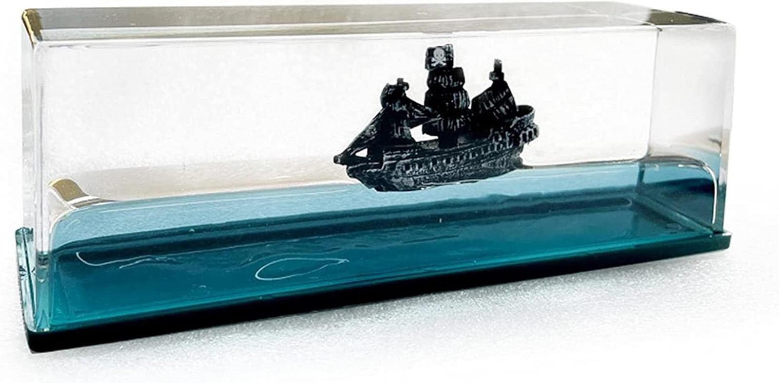 Honsheng Unsinkable Black Pearl Pirate Simulator Toy Wavey Boat in a Box Liquid