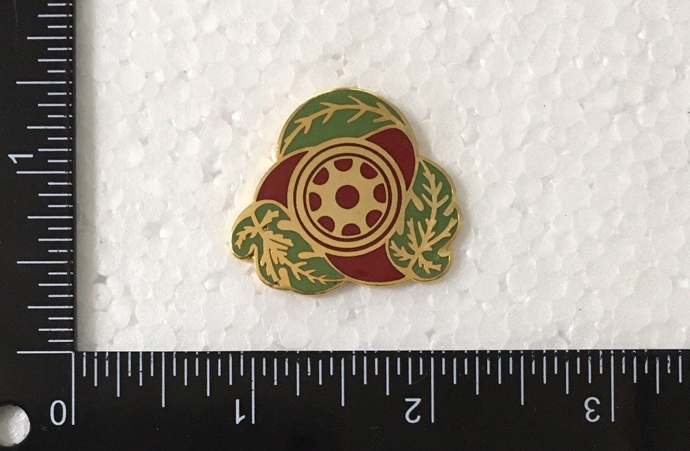 US Army 818th Transportation Battalion DUI DI Unit Crest CB Pin Badge G23