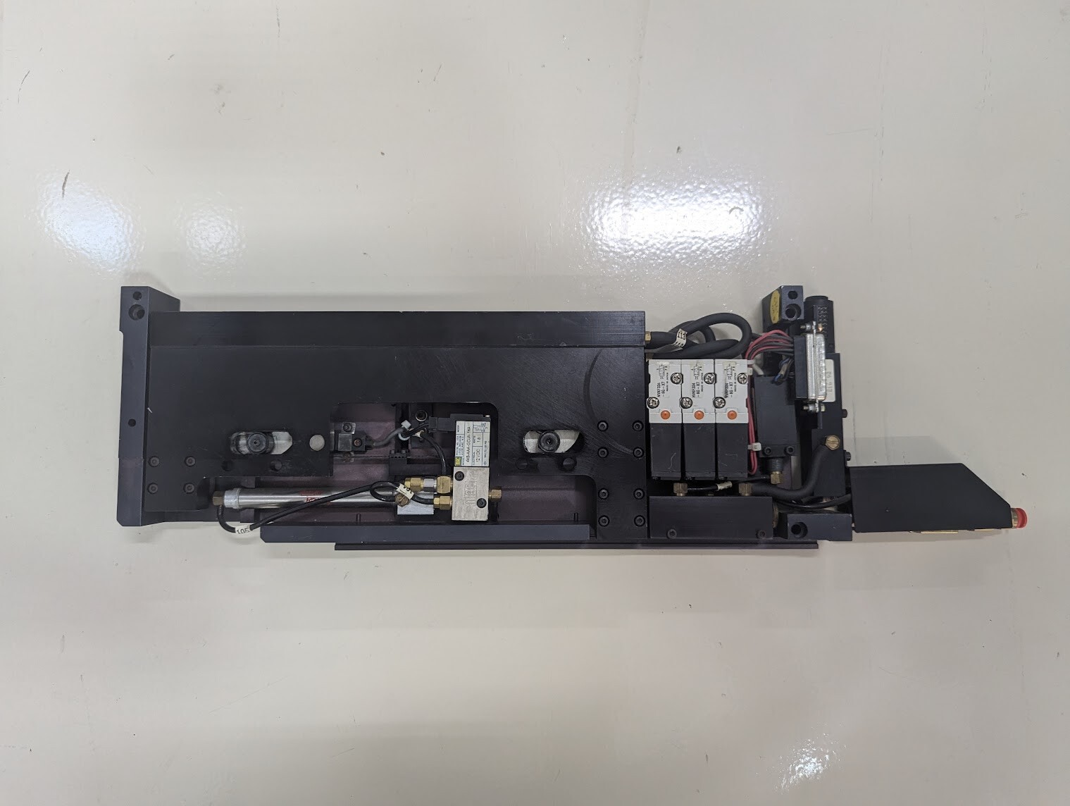 Universal Instruments 4 Spindle Head Nozzle Changer 48502302