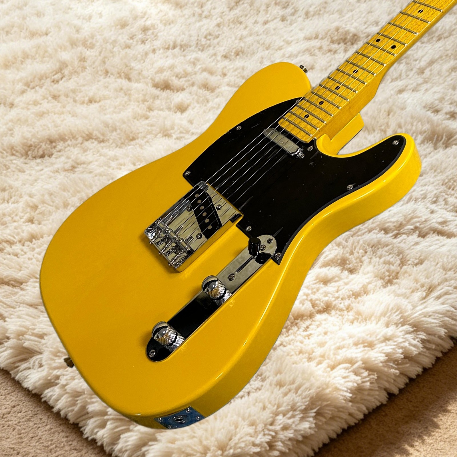 Tele Electric Guitar Mahogany Body Yellow Color Maple Fretboard 22 Frets