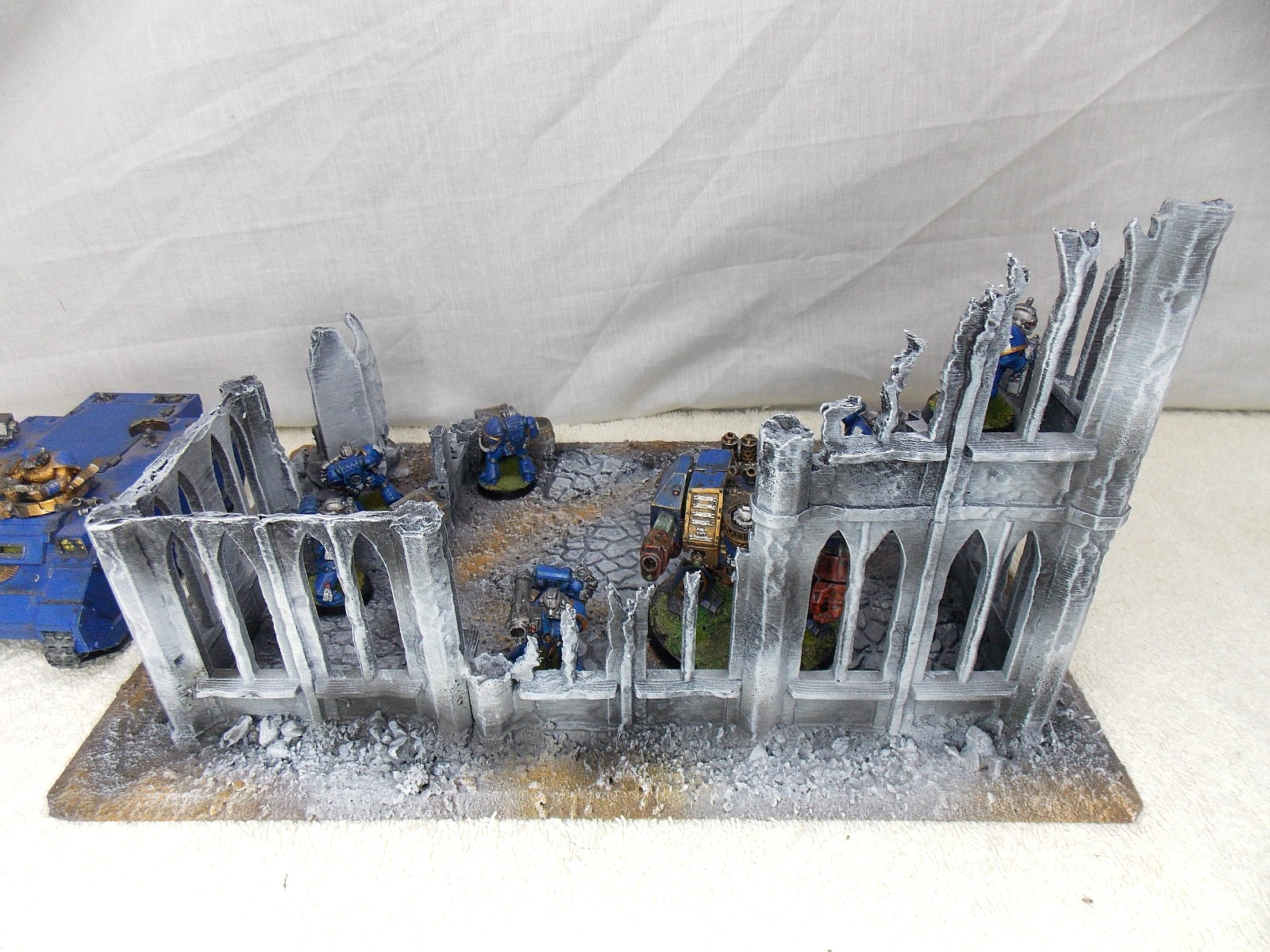 WARGAMING TERRAIN PAINTED BUILDING