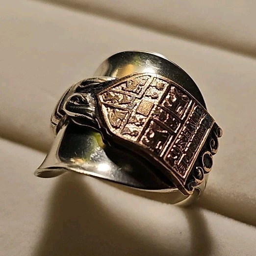 Cambridge University Crest Collectible Spoon Ring Silver And Gold Tone