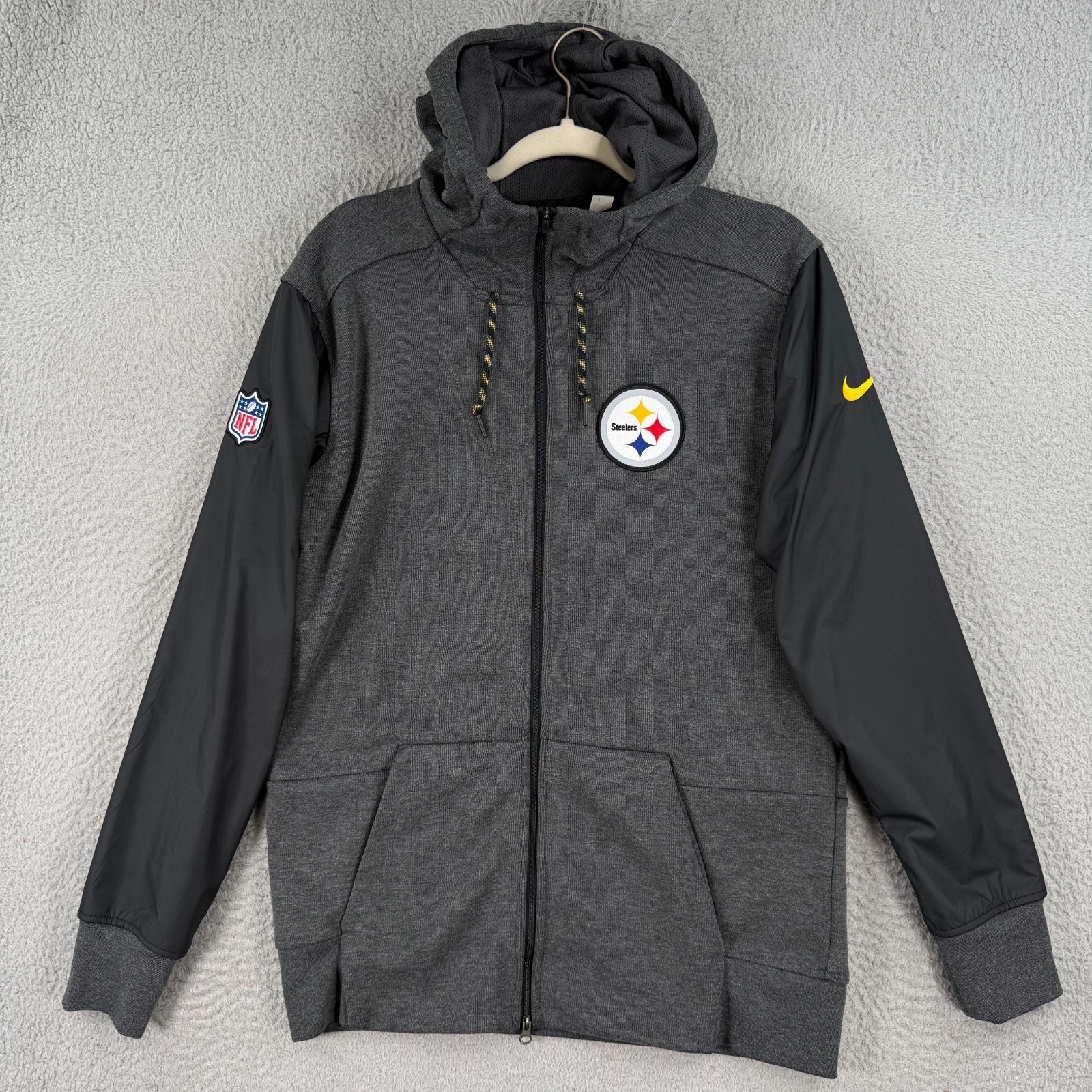 Pittsburgh Steelers Hoodie MENS Medium Nike On-Field Full Zip Hooded Jacket NFL