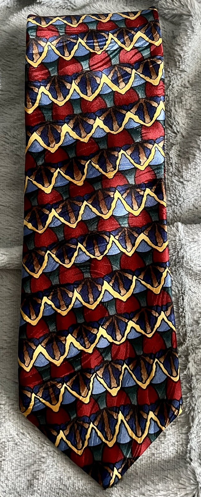 J Garcia Abstract Geometric Red Blue Gold 100% Silk Tie Vintage