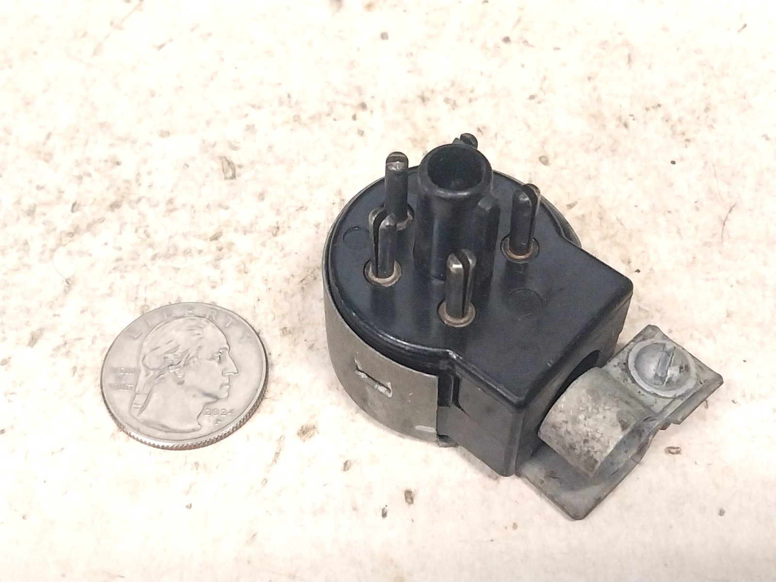 New Unused WW2 10H/254 British USA 5 Pin IFF Socket Old Vintage Radio Tube Radar