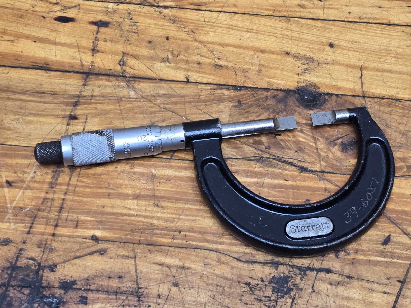 STARRETT 0-1" BLADE MICROMETER RATCHETING NO 486