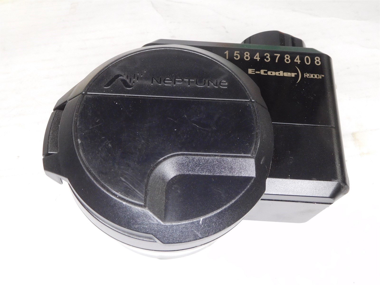 Neptune R900 R900M v4 E-Coder Potable Water Meter RW2F33 (S14)
