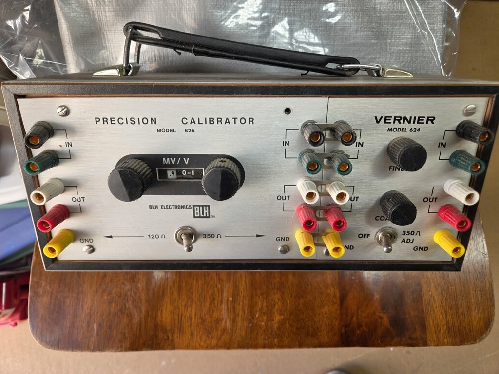 BLH Model 625 Precision Calibrator - Excellent Condition