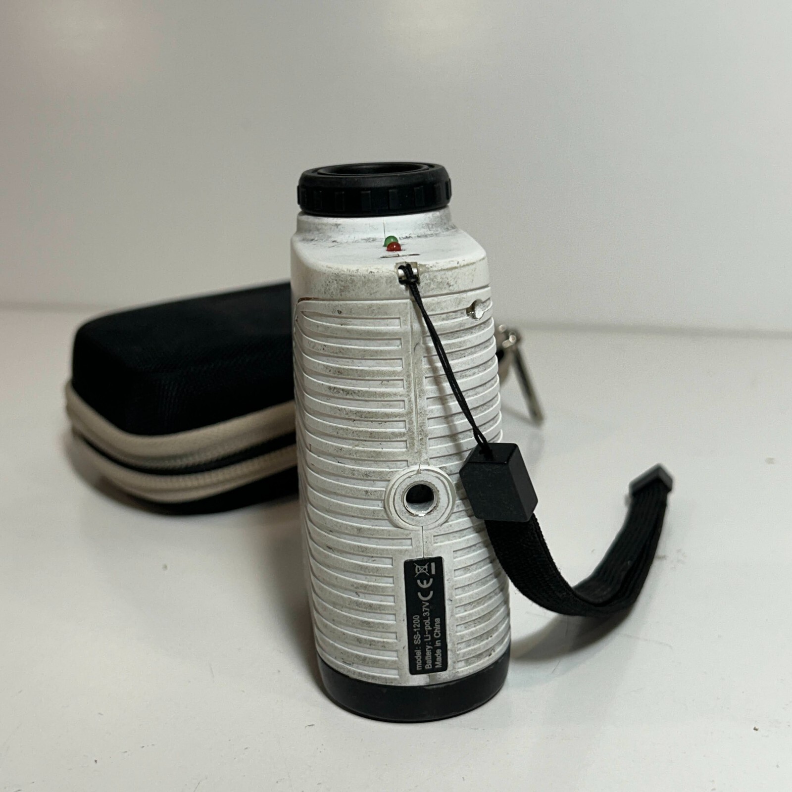 Rangefinder 1200 Yards, Saybien Range Finder  Model SS-1200 W. Case (e223)