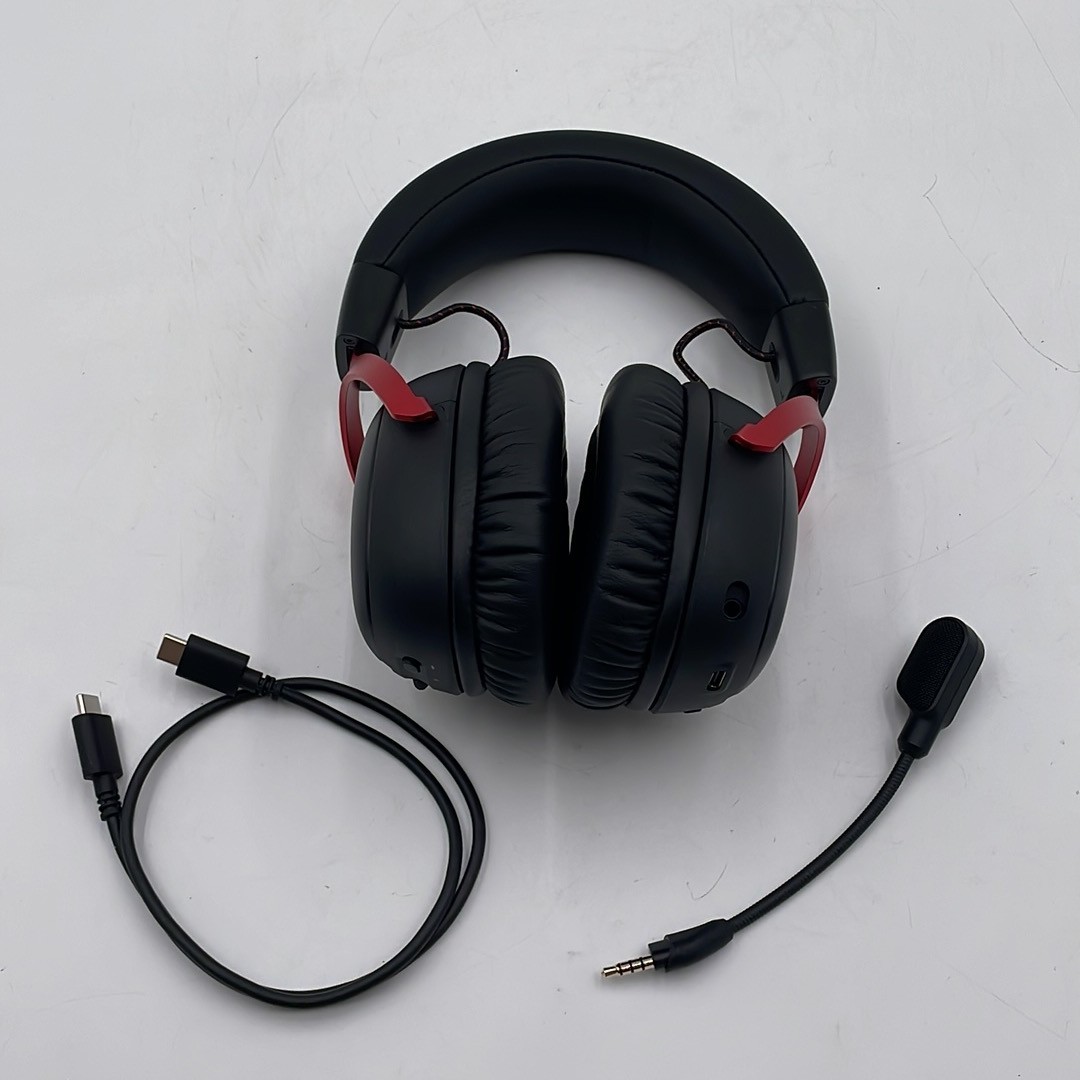 HyperX Cloud III S – Wireless Gaming Headset Black/Red - NO DONGLE