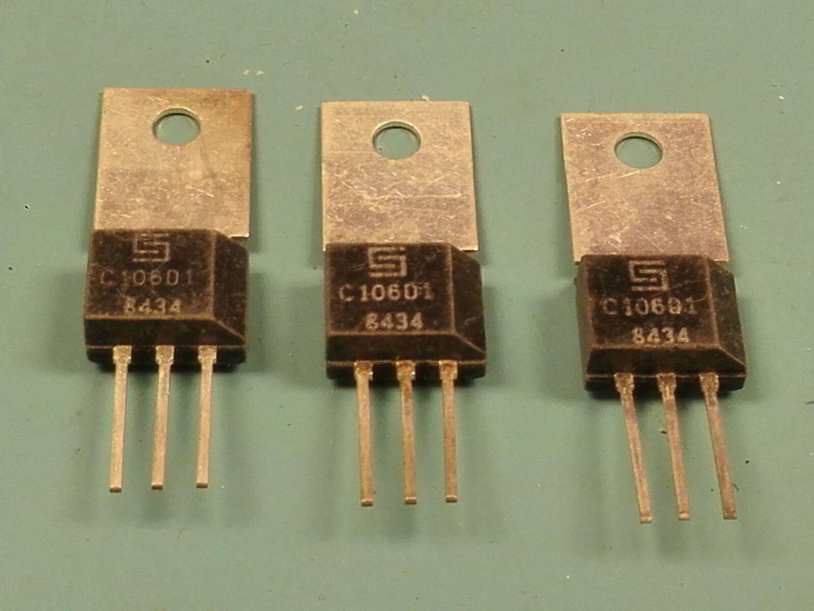 ( 3 PCS ) C106D1 400V 4A SCR  Thyristor Transistors SOLID STATE INC.