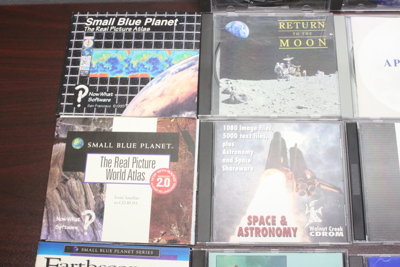 Lot/18 Retro Software PC CD-ROM Software Space Astronomy Moon Orbit Windows 95
