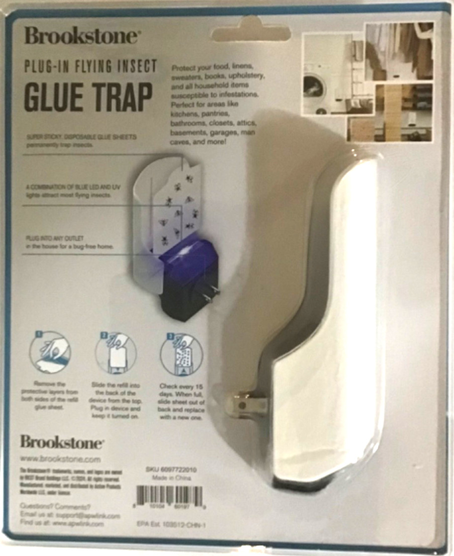 Brookstone Plug-in Flying Insect Glue Trap Light w/ 2 Glue Sheets NEW