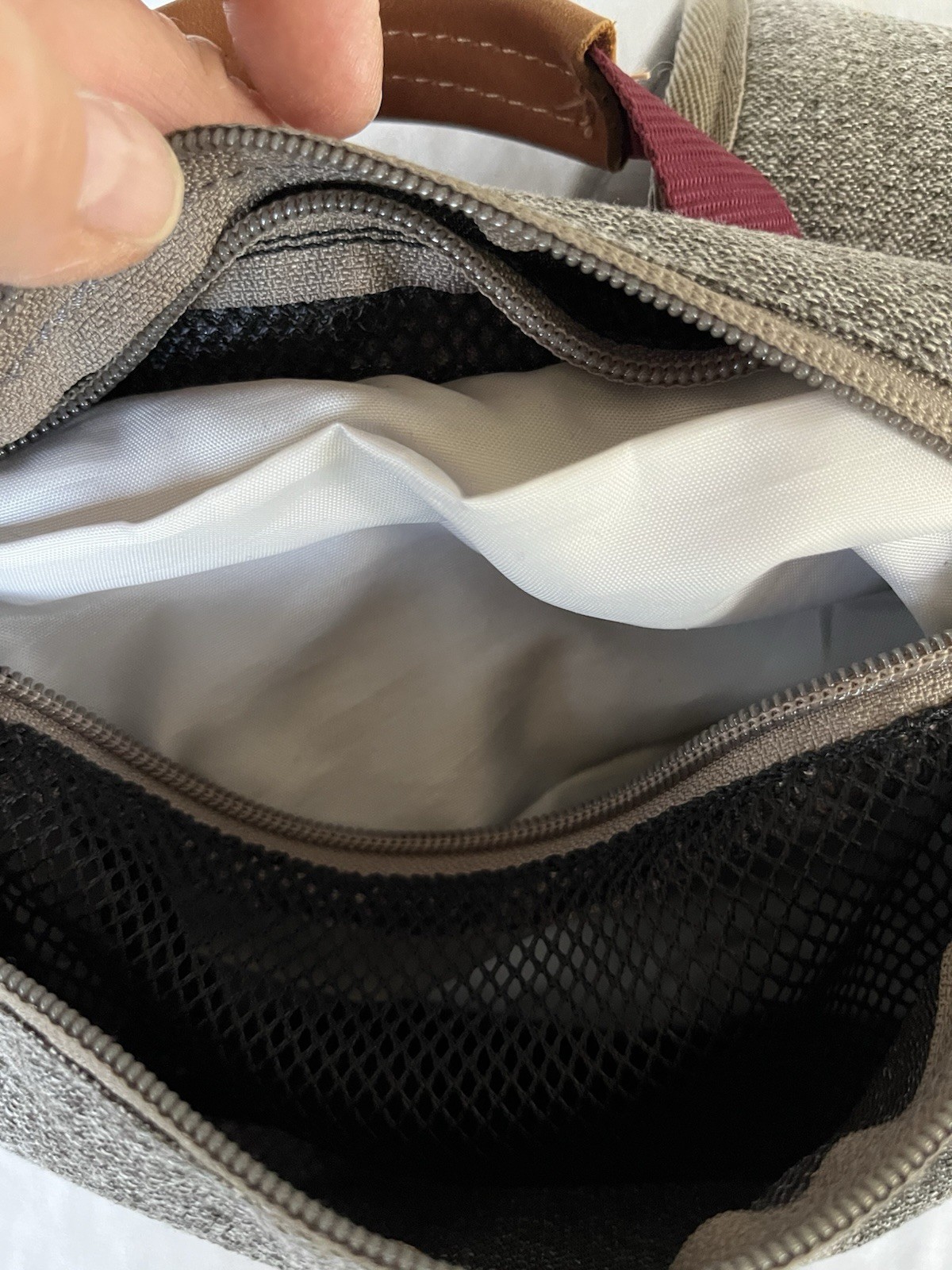 Eddie Bauer Bygone 25L Front Load Backpack READ