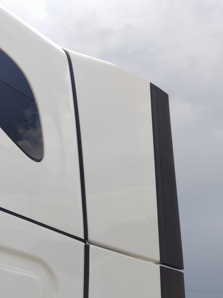 Replaces 2021 FREIGHTLINER CASCADIA 126 CAB EXTENSION ,  FL