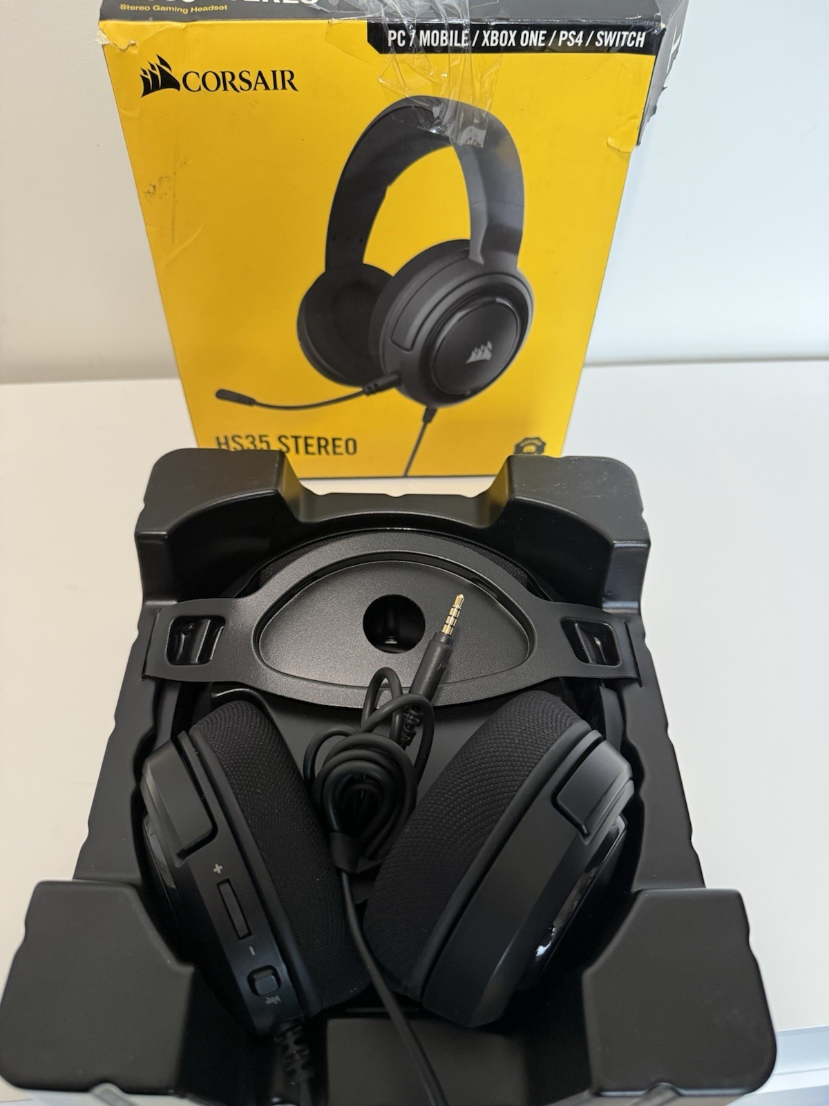 Corsair HS35 Stereo Carbon Headset