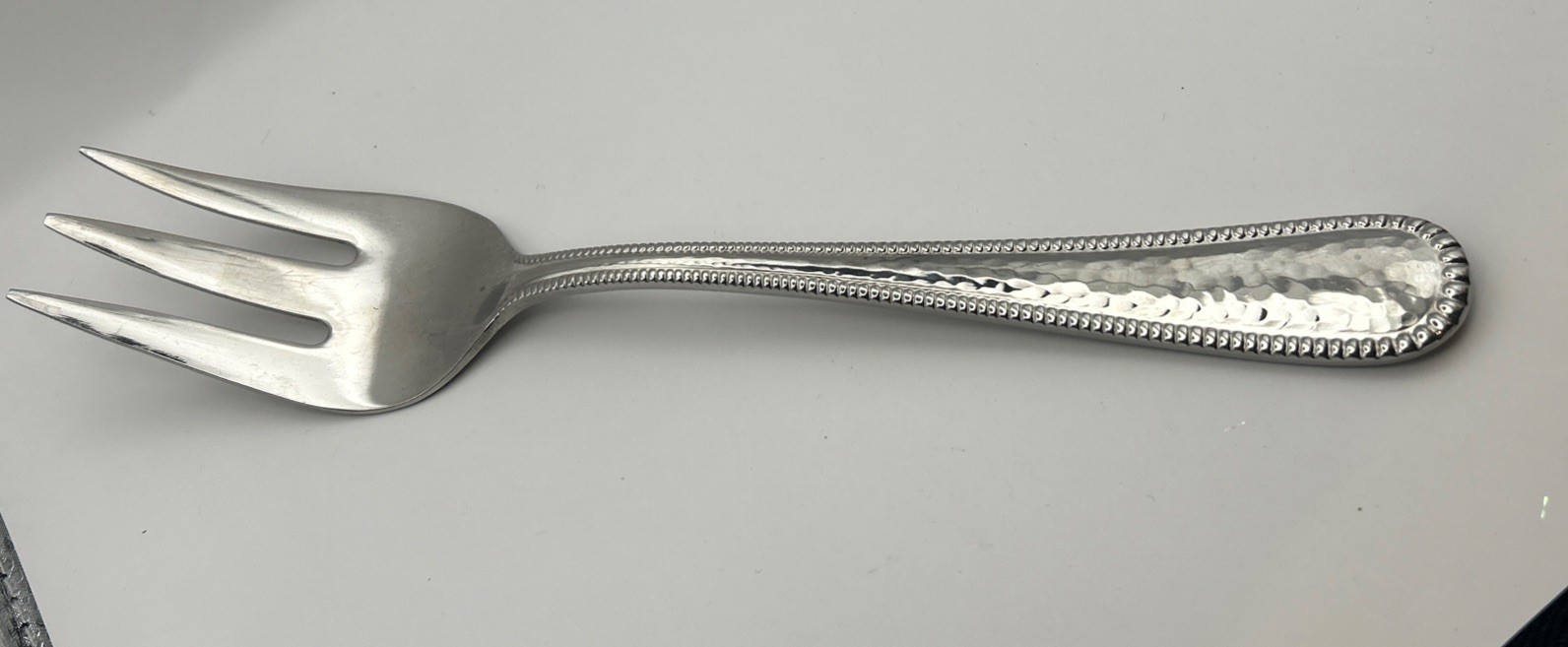 Argent Lesley Orfevres Cold Meat Serving Fork Stainless Flatware Hammered 18/10