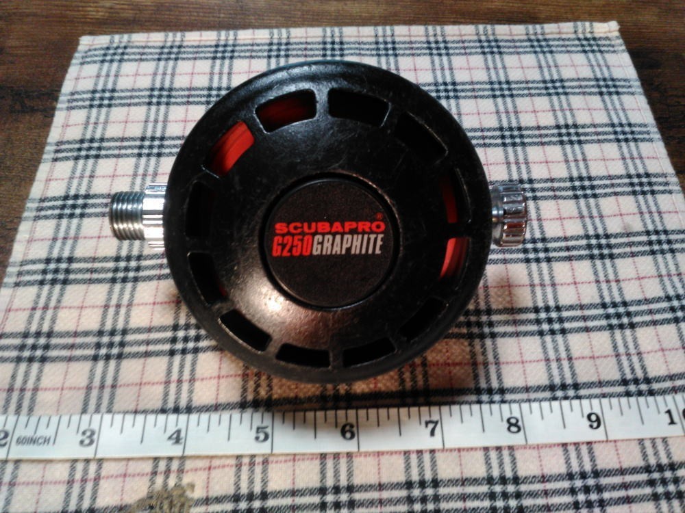 Scubapro G250 GRAPHITE Second-Stage, Good Cndition.