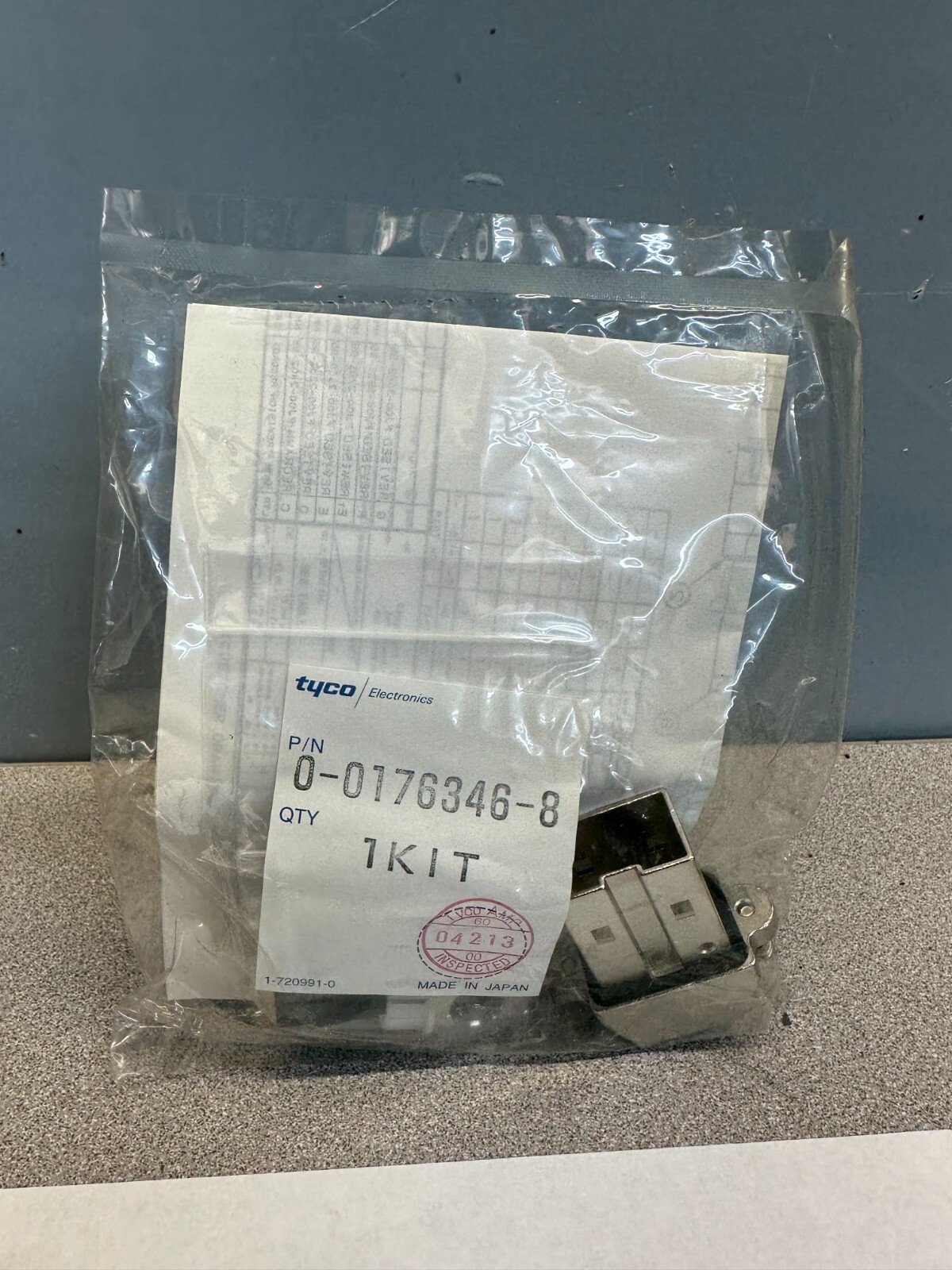 TYCO ELECTRONICS 0-0176346-8 PLUG KITS (LOT OF 25) NEW FREE SHIPPING