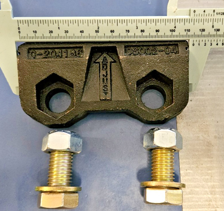 TOYOTA FORKLIFT C-204186 SIDESHIFTER CASCADE LOWER HOOK