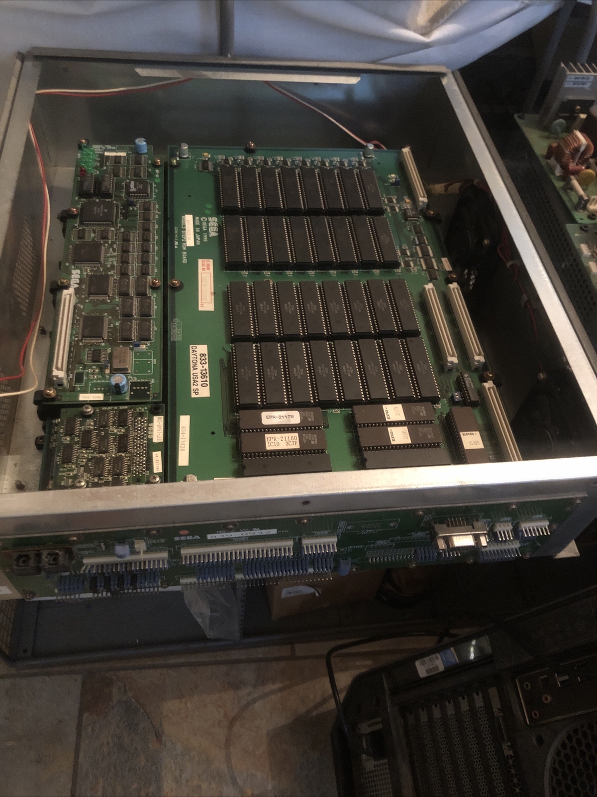 SEGA daytona usa 2 battle on the edge video game pcb board non jamma