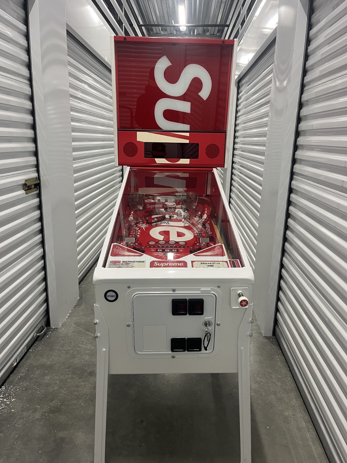 Supreme Pinball Machine Stern New Orange County Pinballs 2018