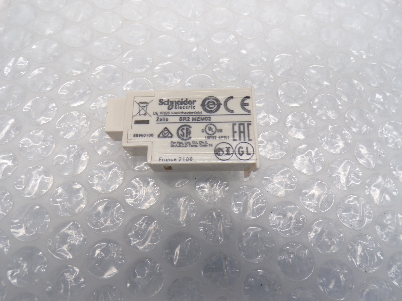 SCHNEIDER ELECTRIC SR2 MEM02 MEMORY CARD NSNP