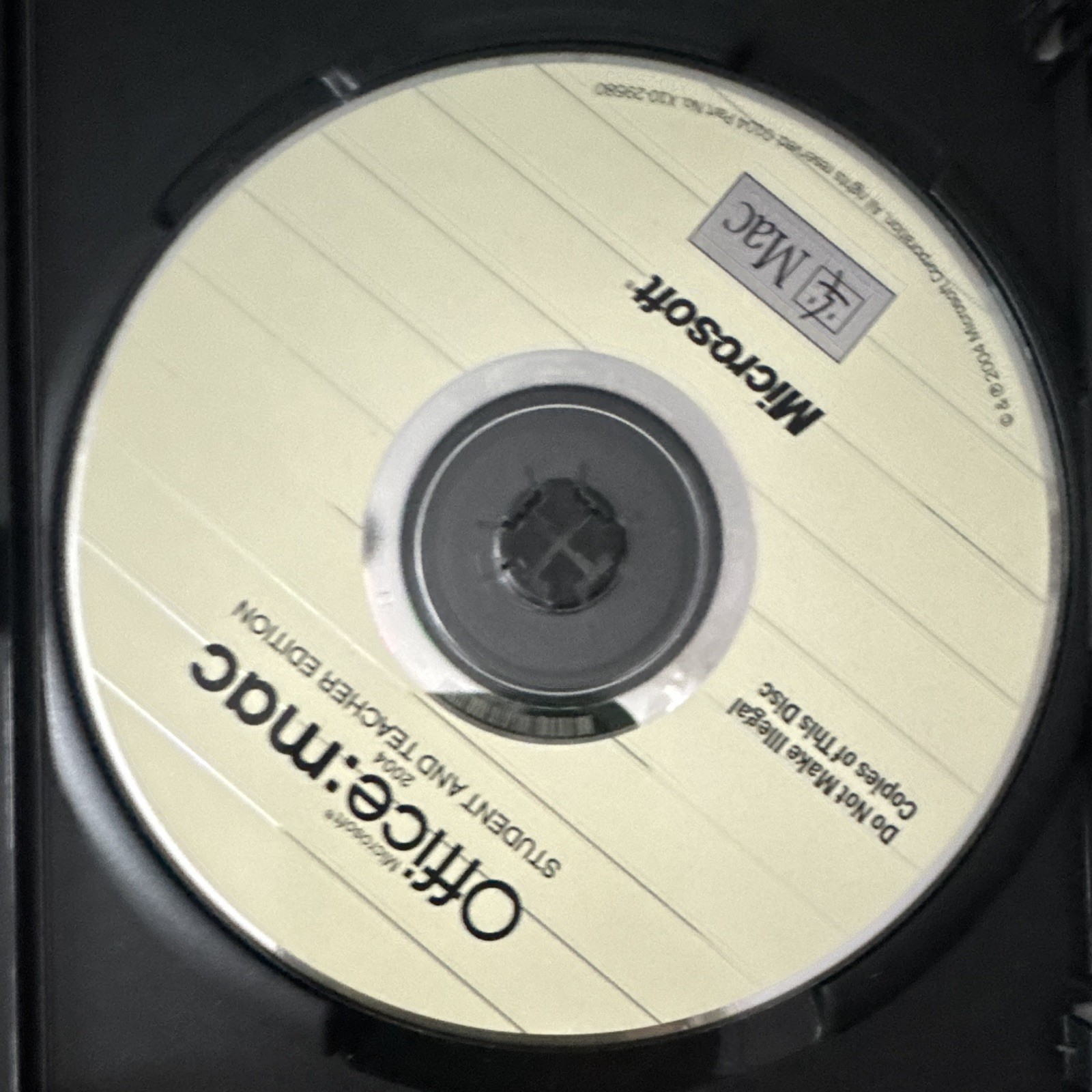 Microsoft Office 2004 for Mac Student & Teacher Edition CD Academic, 3 Devices