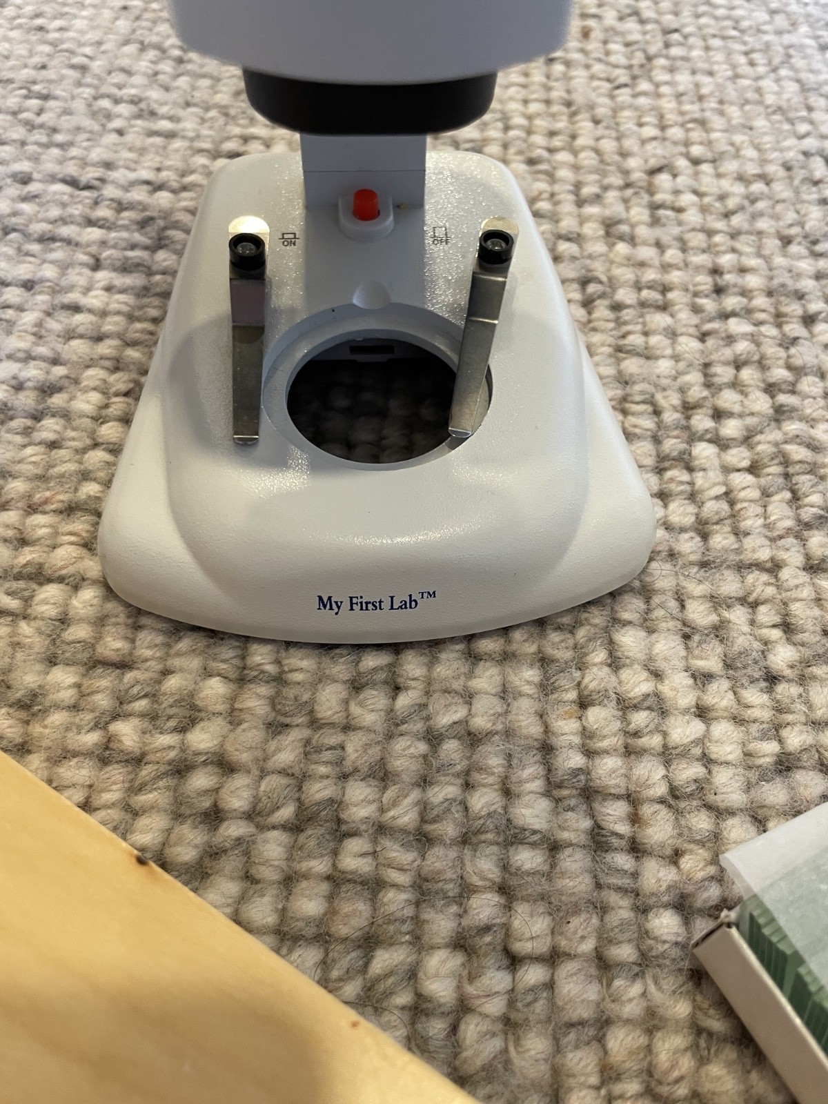 Kids My First Lab i-explore SMD-04 Microscope 20x Zoom + AmScope 50 SpeciSlides