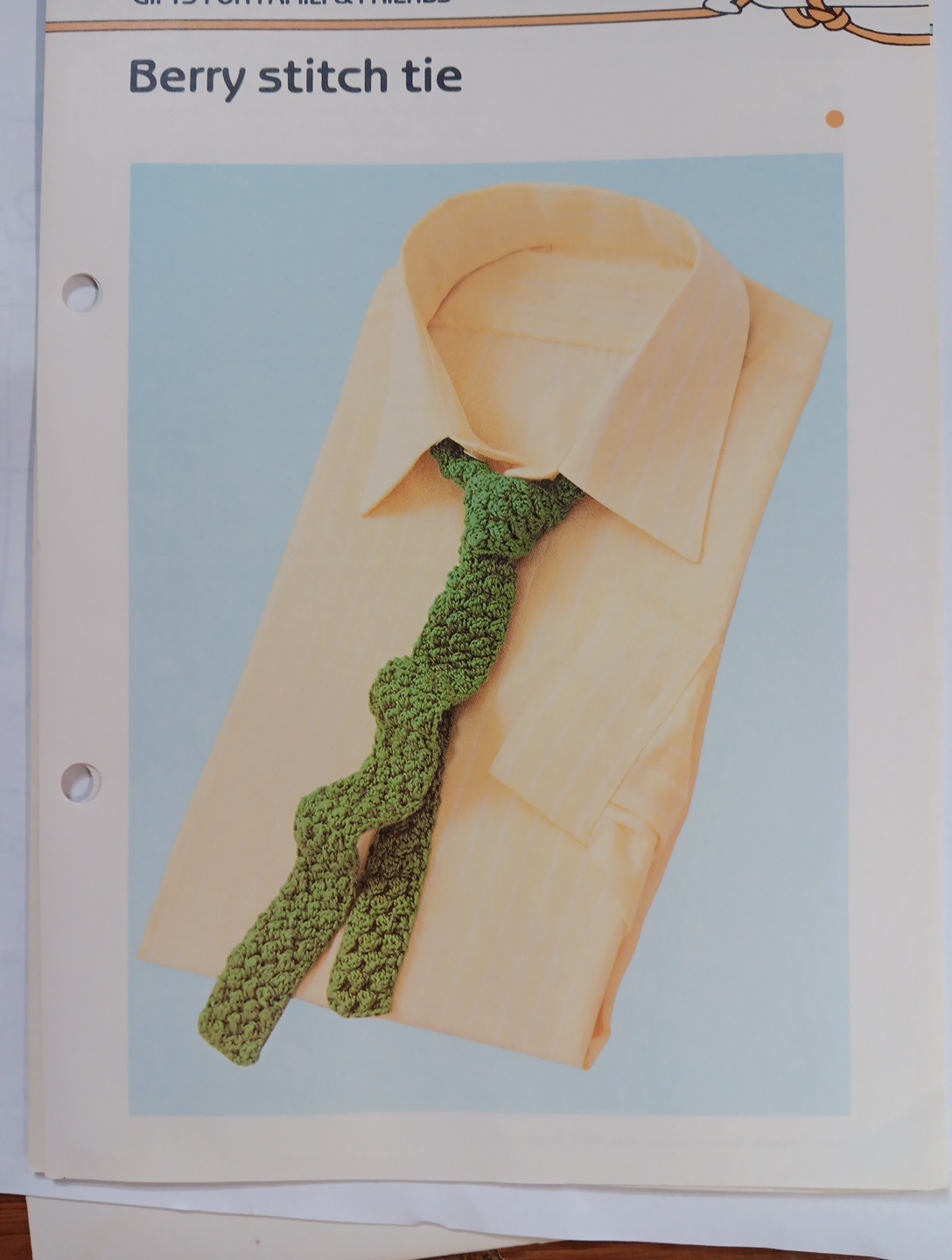 Berry Stitch Tie crochet PATTERN INSTRUCTIONS FREE SHIPPING