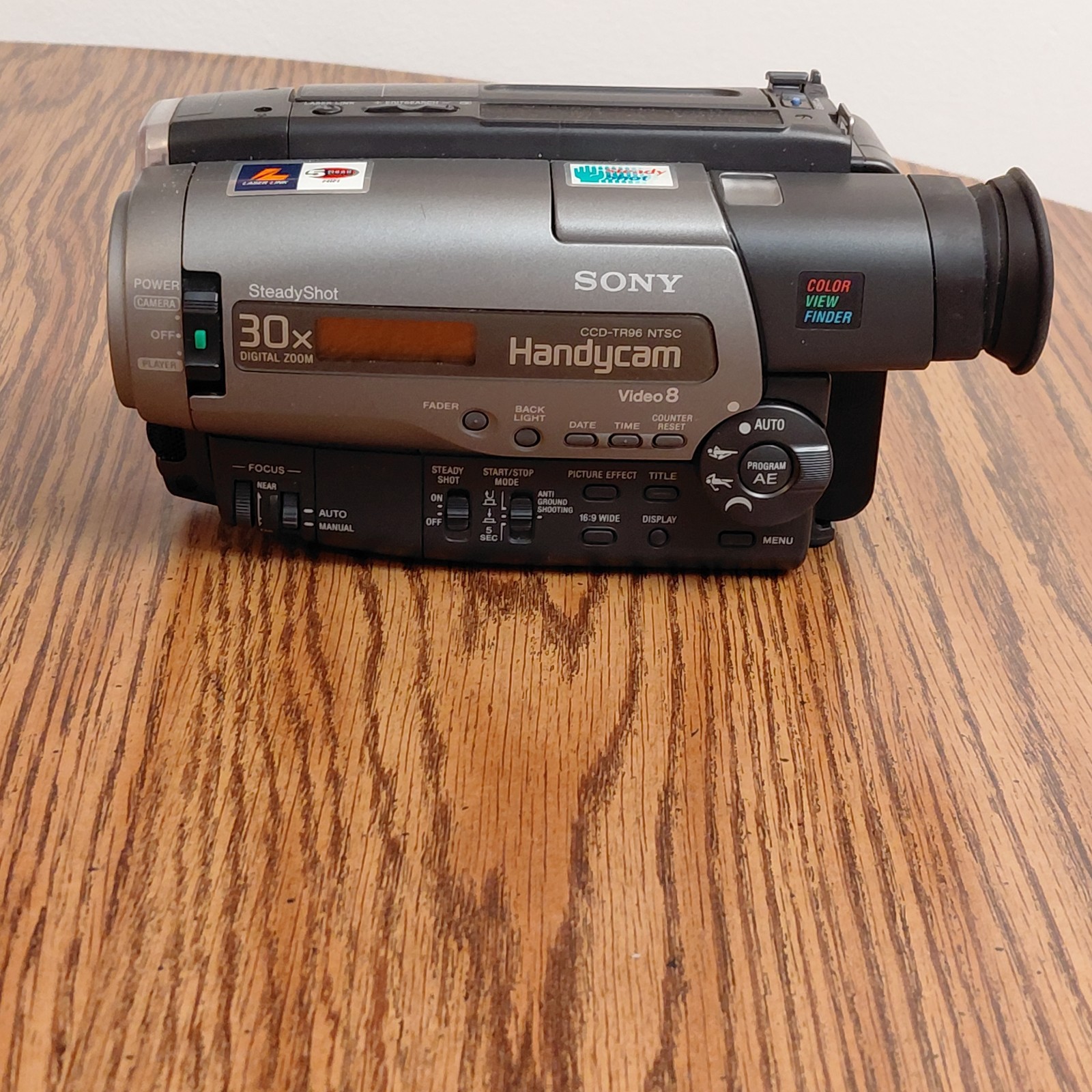 Sony Handycam Model #CCD-TR96 30x Zoom Untested For Parts
