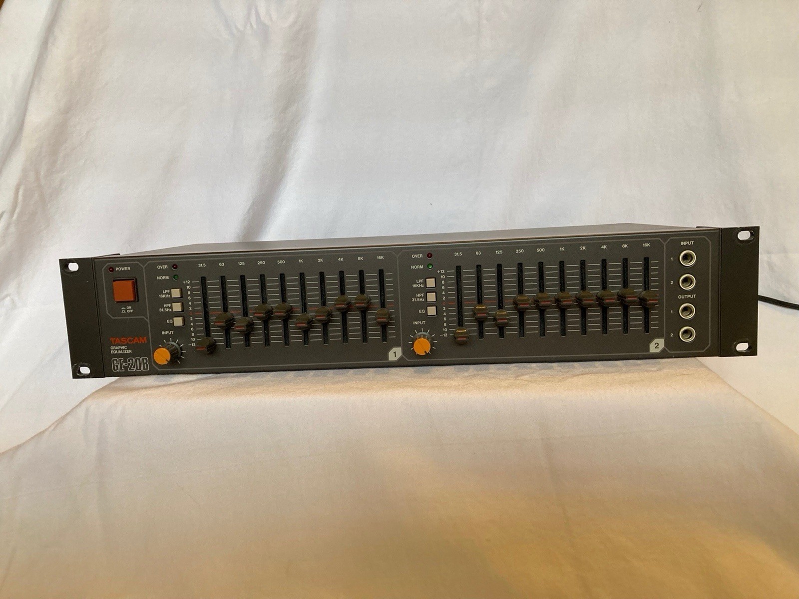 Tascam GE-20B Professional Graphic Equalizer