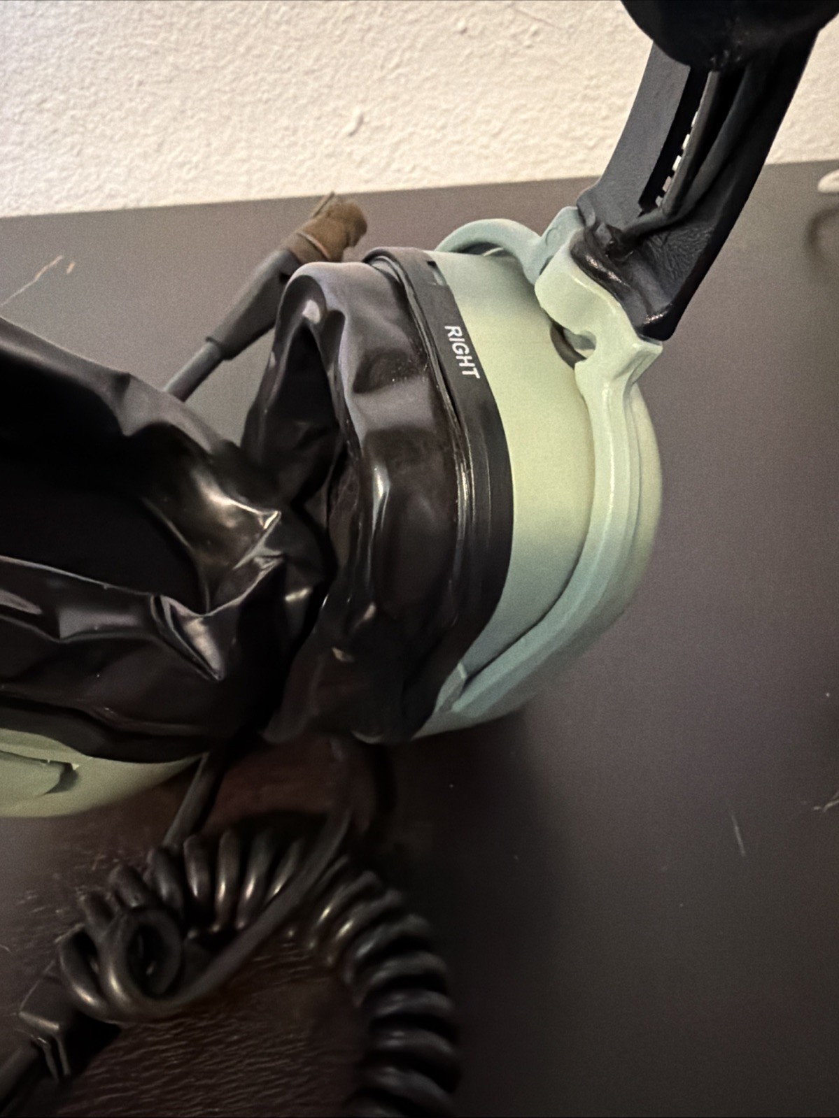 David Clark Model H20-16 Pilot Headset Untested