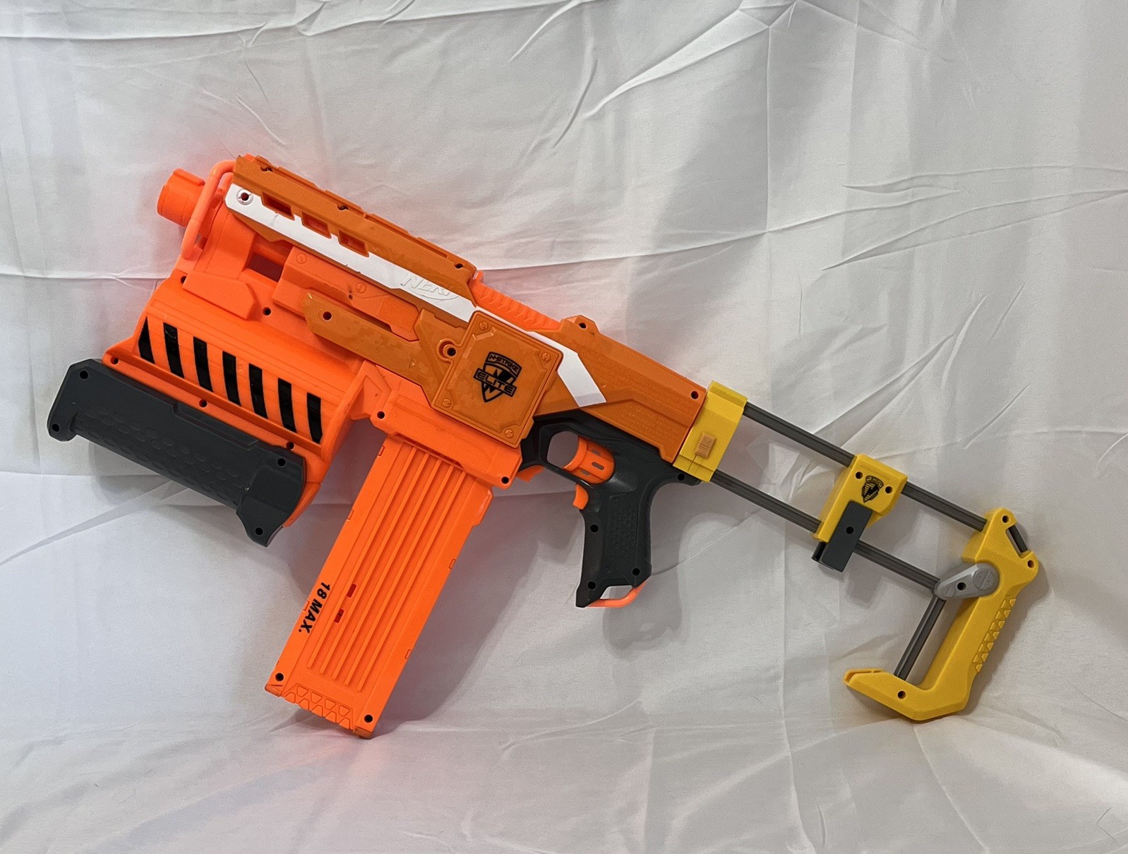NERF READY TO PLAY LOT Fully Automatic Blasters Attachments Target Darts Modulus