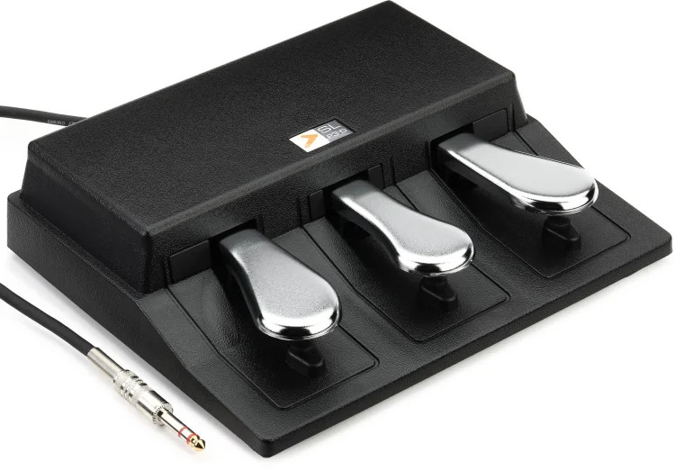 Studiologic SLP3D Studiologic Triple Pedal