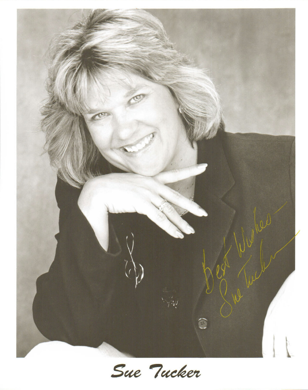 SUE TUCKER - Jazz Singer - Autograph Photo
