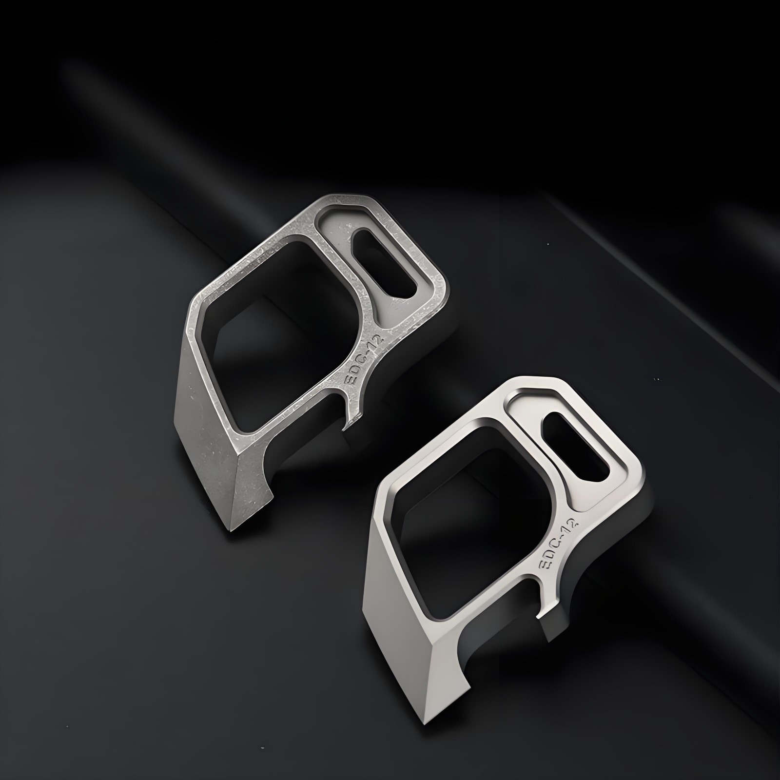 Titanium Alloy EDC Finger Tiger Multi-Tool Bottle Opener Outdoor Keychain