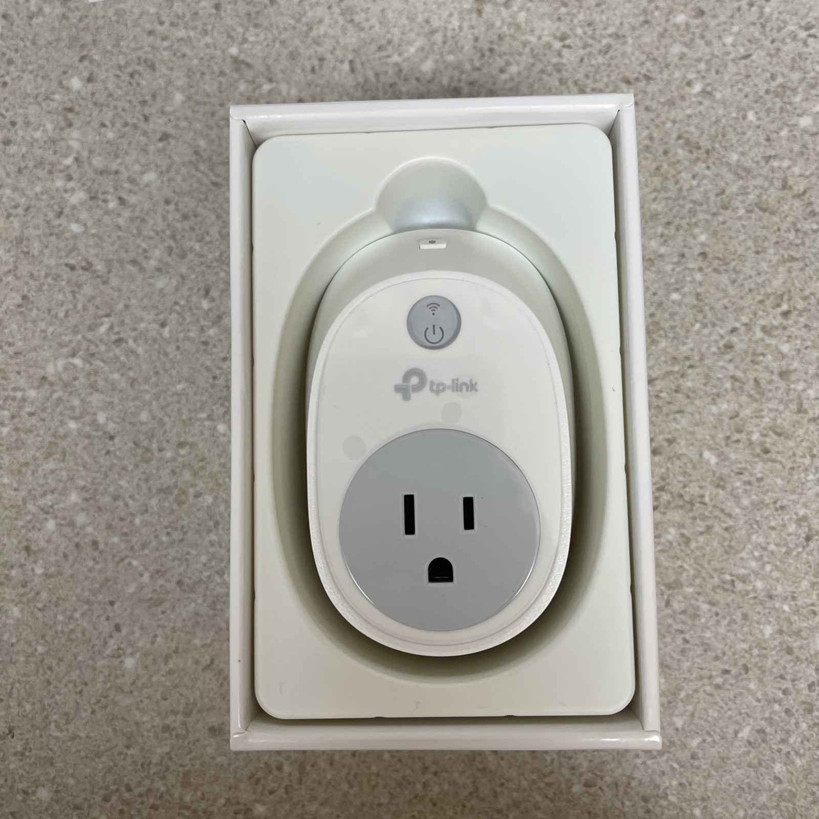 TP-Link HS100 Smart Wi-Fi Plug Works with Alexa Google Home