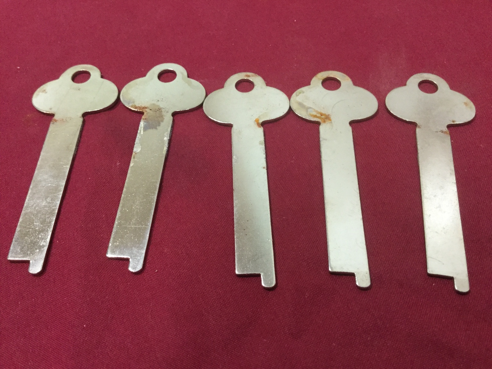 Ilco Aftermarket 1221L Flat Steel Key Blanks, Set of 5 - Locksmith