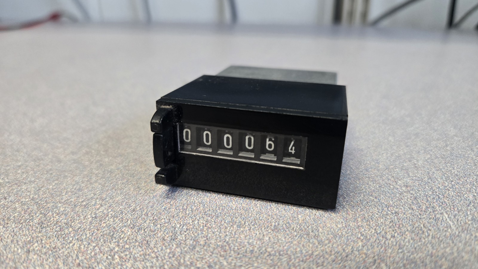 0-100,000 Easy reset Impulse Counter Rowan 20 Volts 25IPS CA1  1x2"