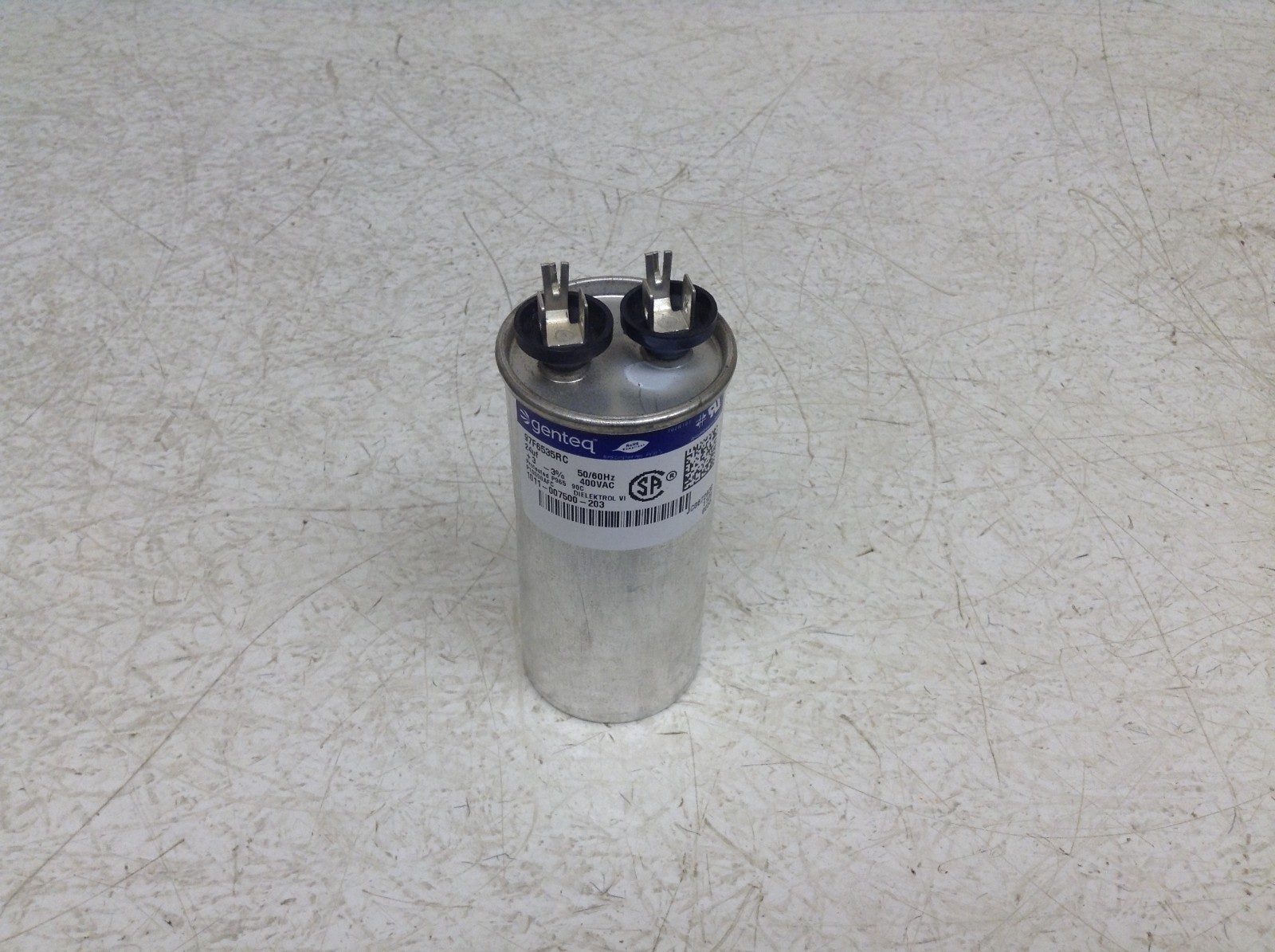 Genteq 97F6535RC 24 uF 400 VAC Capacitor 1011-007500-203