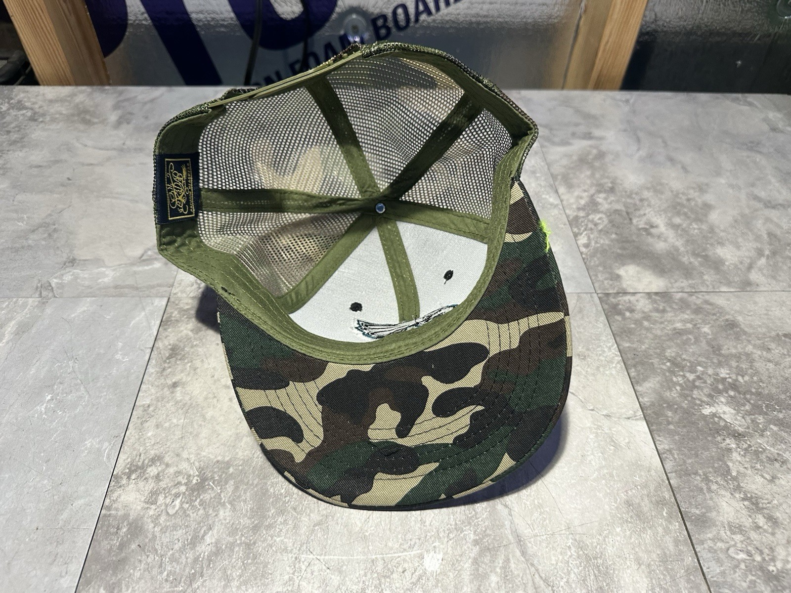 NWT Kipa Premium Philadelphia Eagles Camouflage SnapBack Mesh Hat. Cap,Camo
