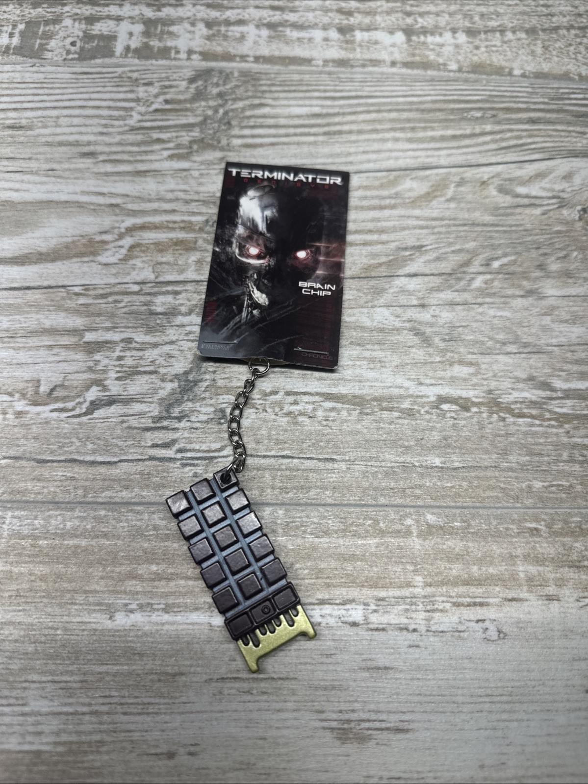 NWT LootCrate Exclusive TERMINATOR Genisys Brain Chip Keychain Keyring